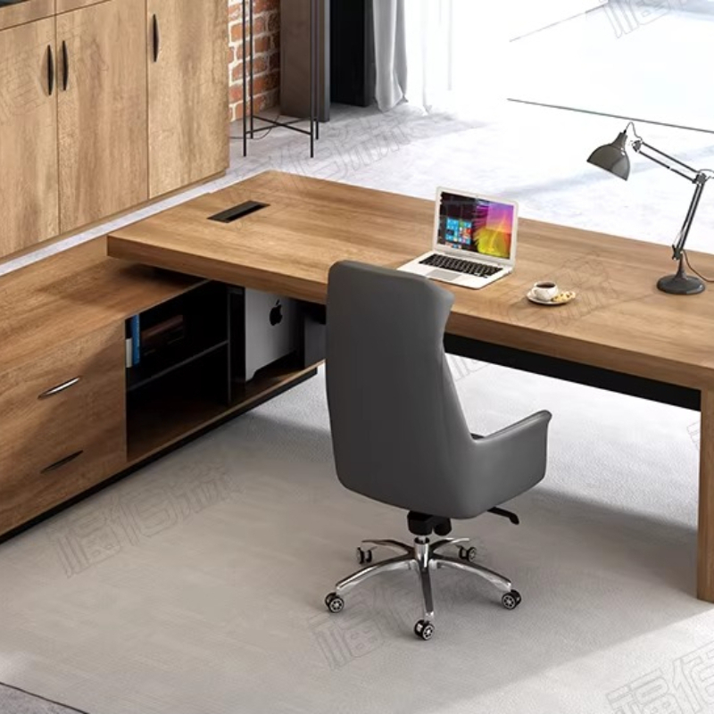 Simple and Modern office desks - Office Furniture Liquidators recension och pris